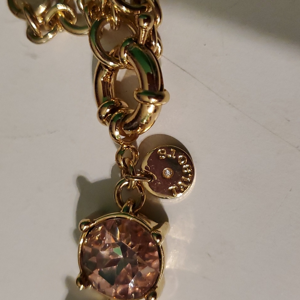 Talbots gold tone with large set circle rhinestones shorter style neckla… - Picture 3 of 5